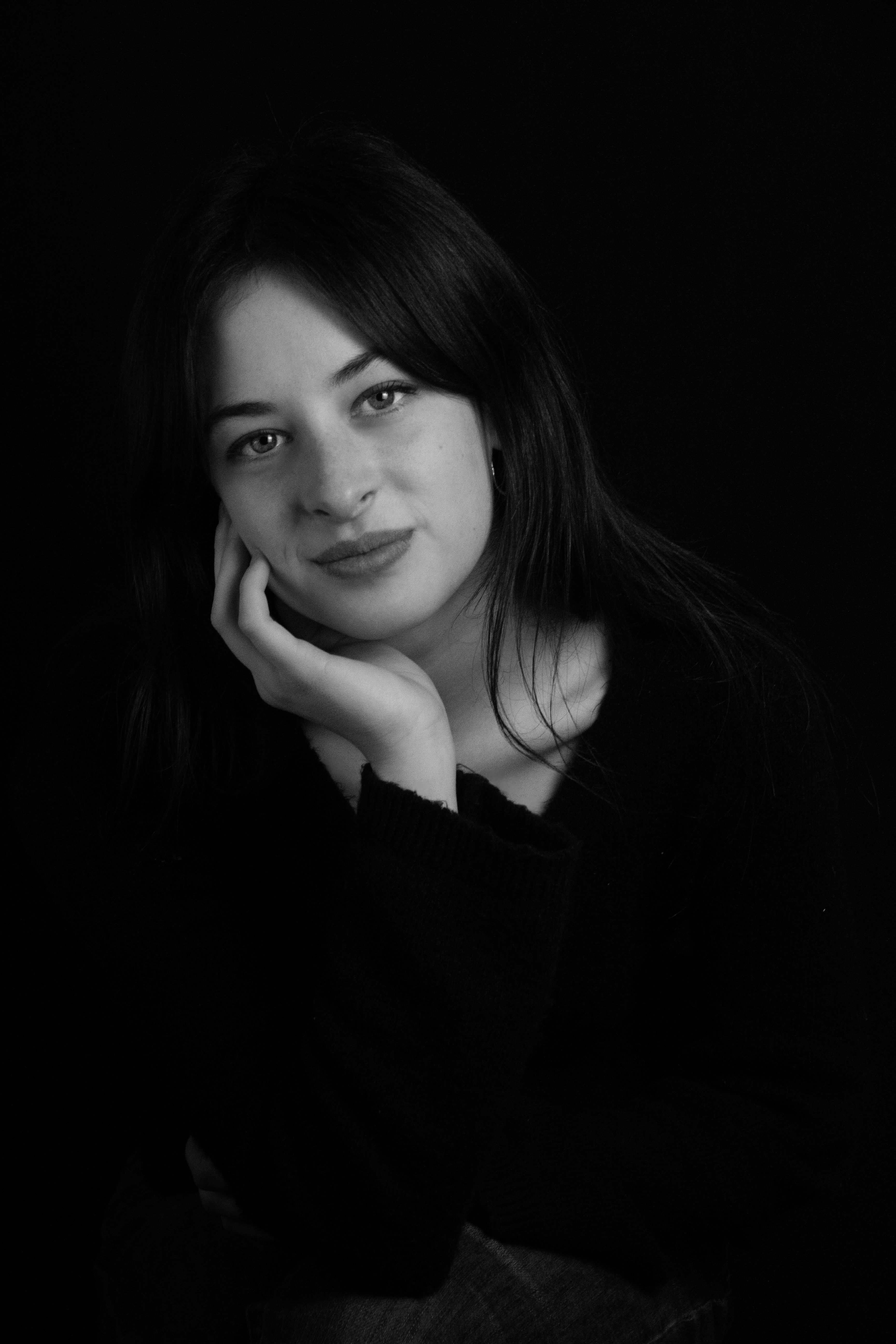 Clara Van de Velde performing